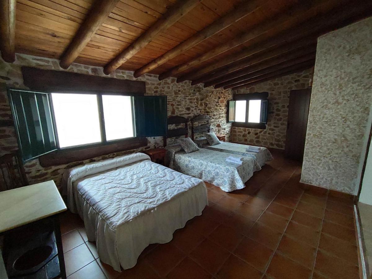 Casa Rural La Carriona Segura de León Dış mekan fotoğraf